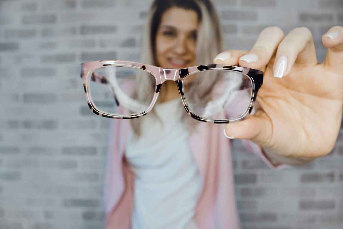 6 Things to Consider While Buying the Perfect Eyeglasses